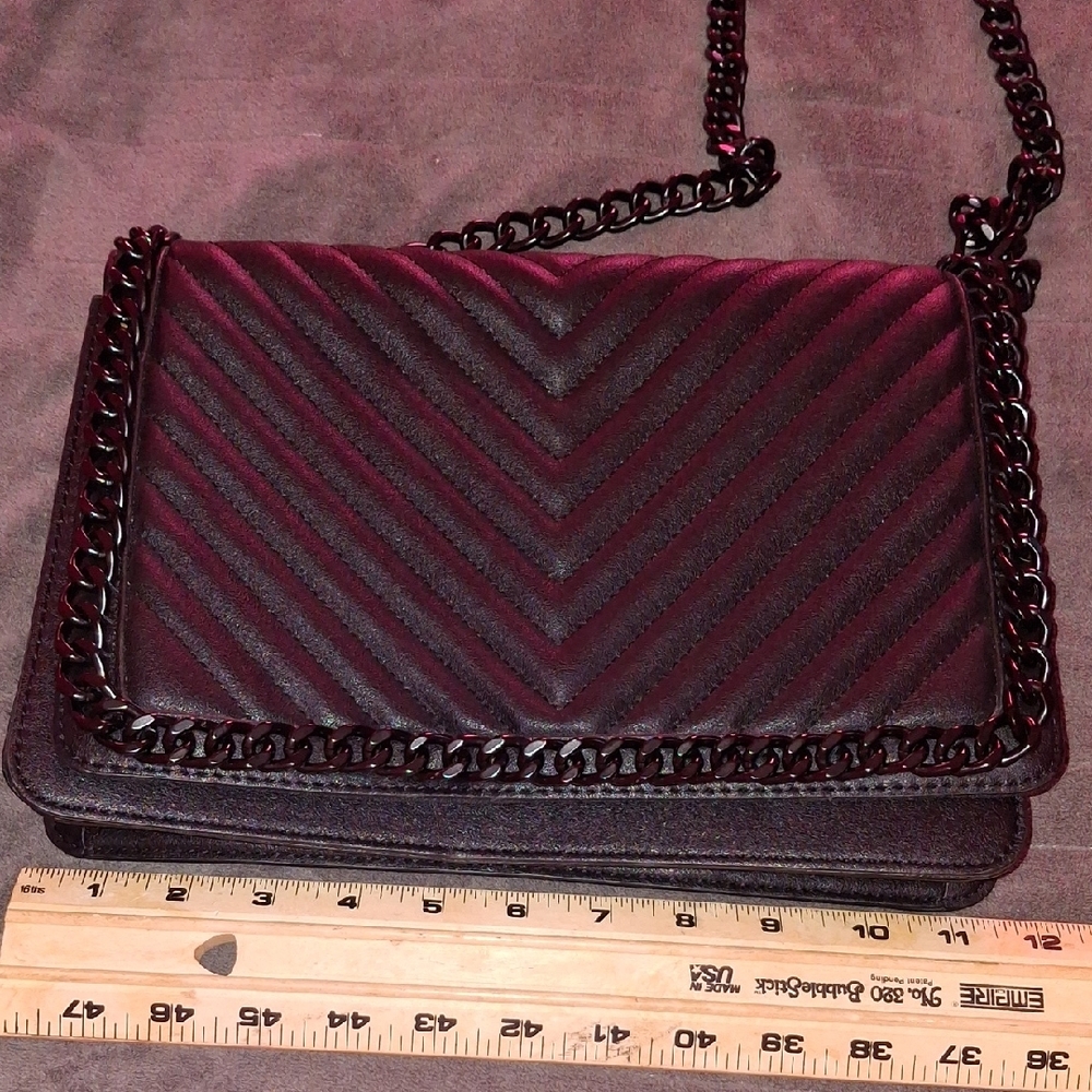 Black Quilted Chain Shoulder Bag